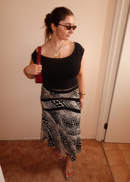 BLACK & WHITE GEOMETRIC MAXI SKIRT