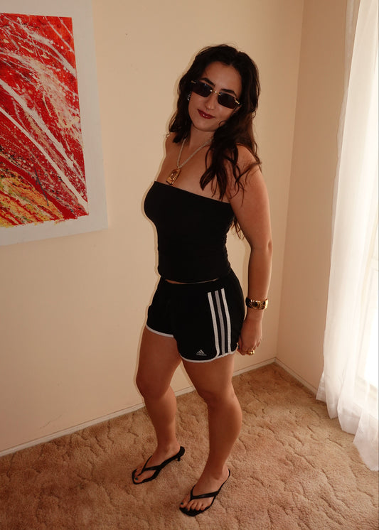 ICONIC ADIDAS SHORTS - S/M