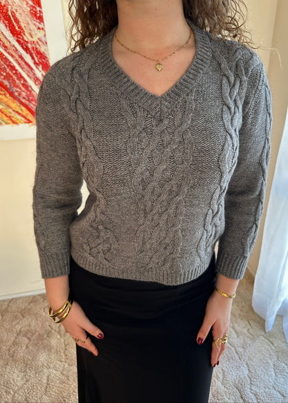 GREY V-NECK CABLE KNIT SWEATER